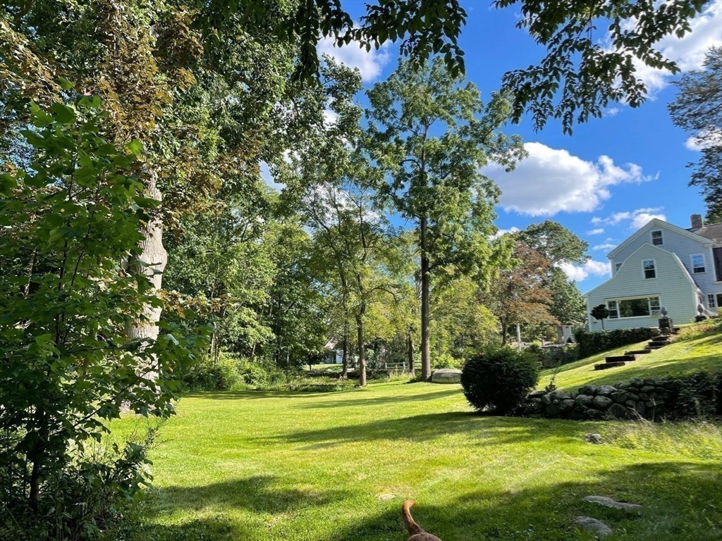 684 Country Way