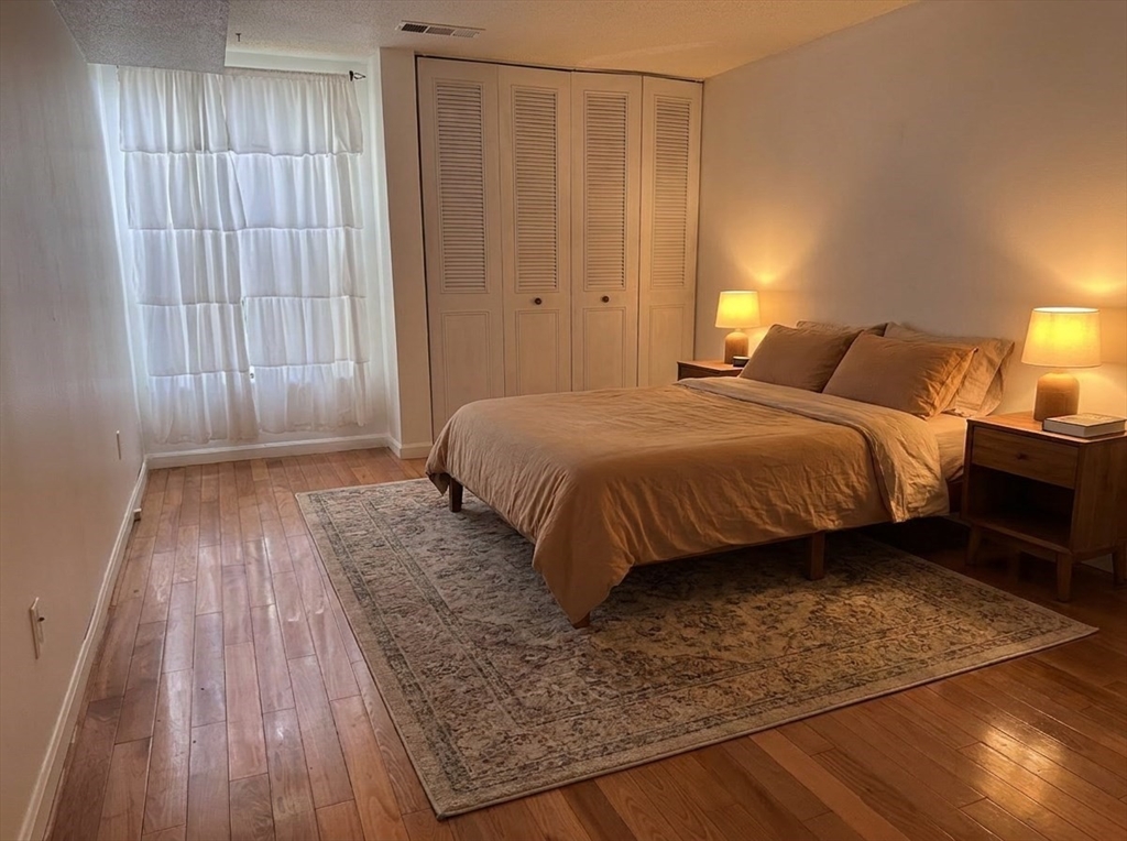 18 Shrewsbury Green Dr Unit: K