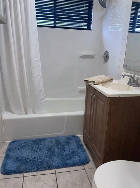18 Shrewsbury Green Dr Unit: K
