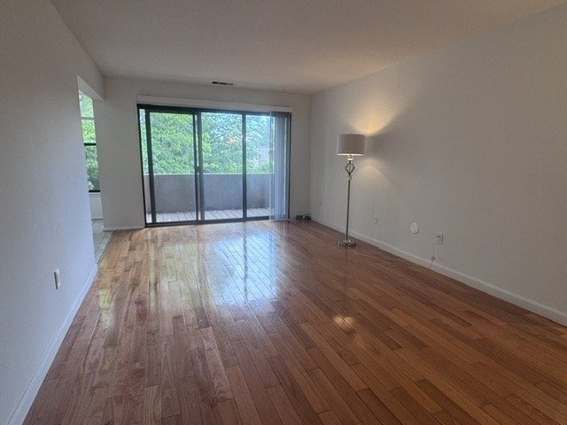 18 Shrewsbury Green Dr Unit: K
