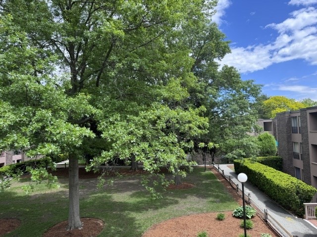 18 Shrewsbury Green Dr Unit: K