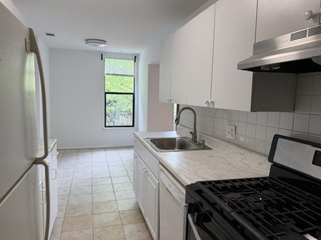 18 Shrewsbury Green Dr Unit: K