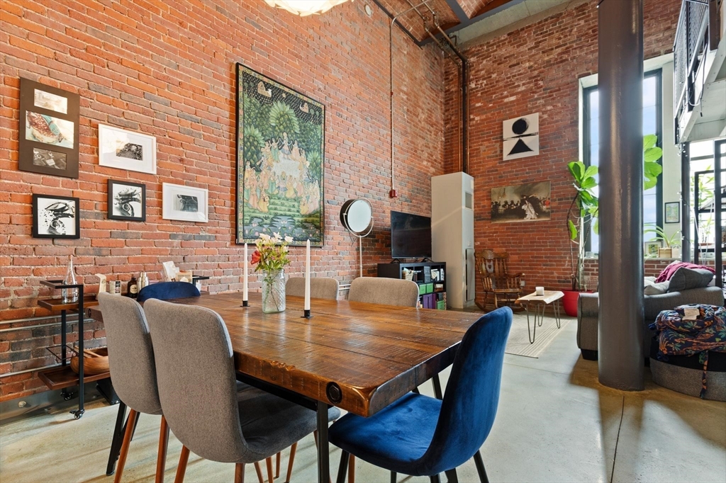 251 Heath Unit: Street
