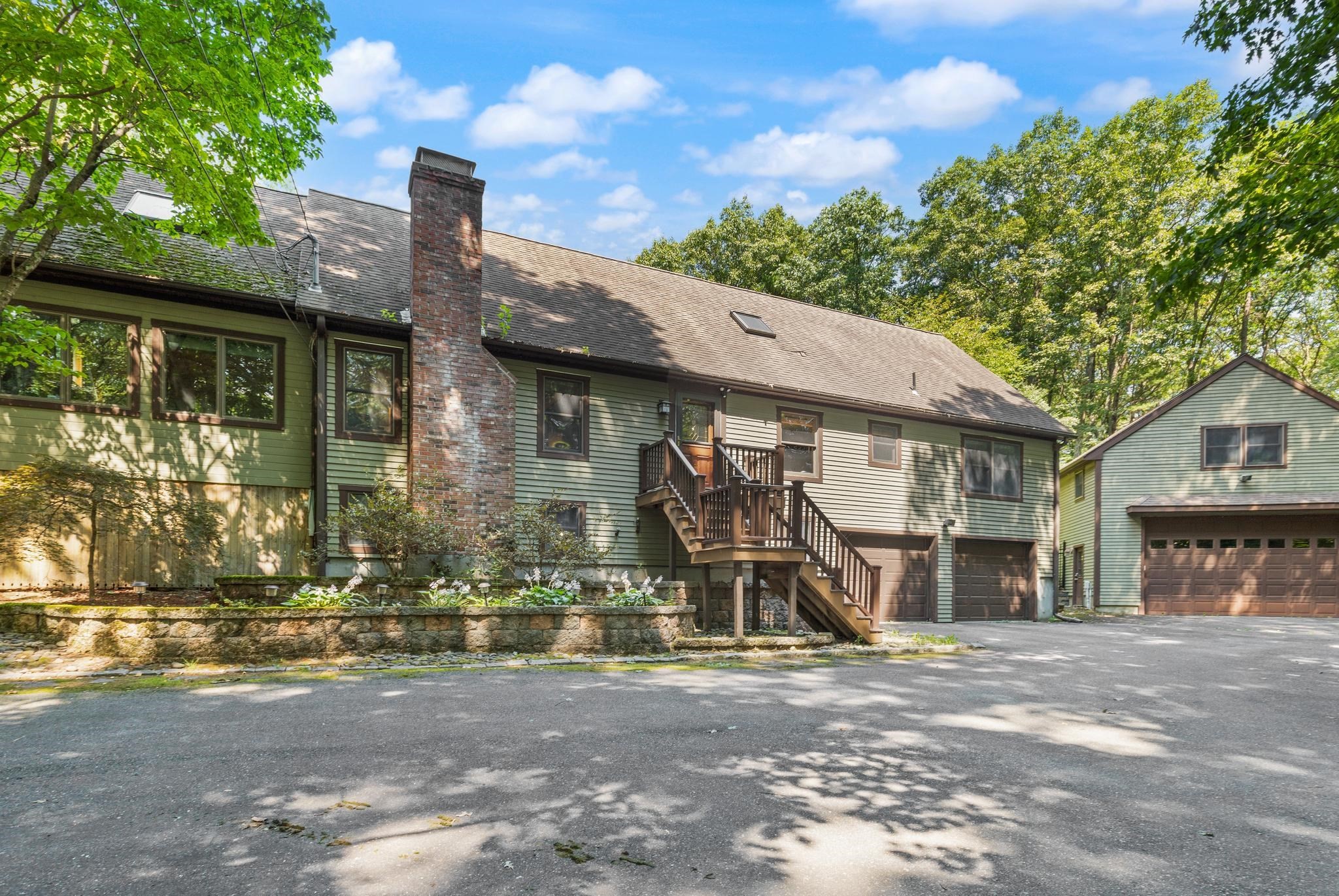 82 Corn Rd