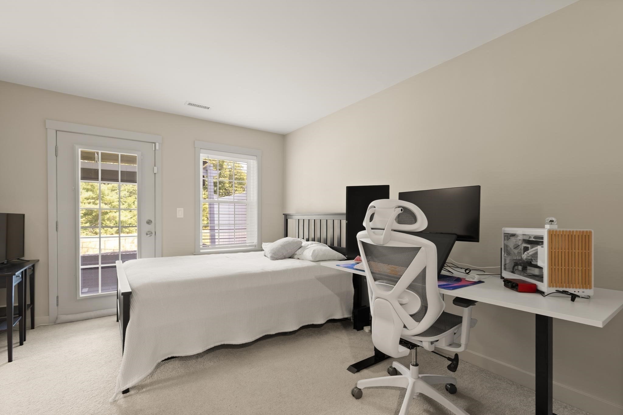 25 Craftsman Ct # 25