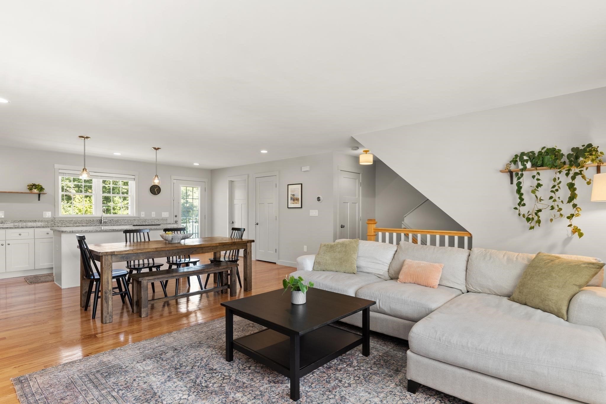 25 Craftsman Ct # 25