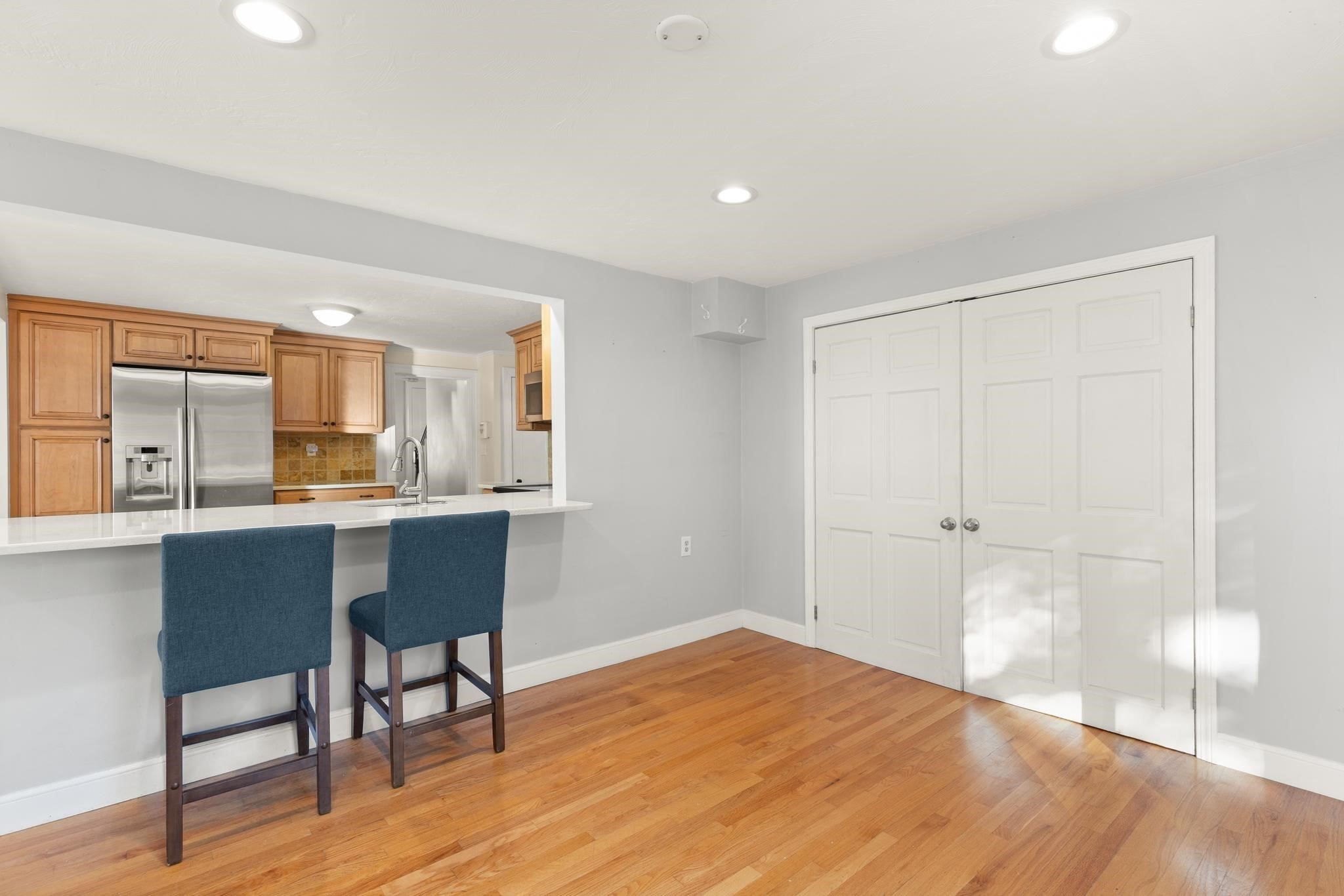 6 Longworth Rd