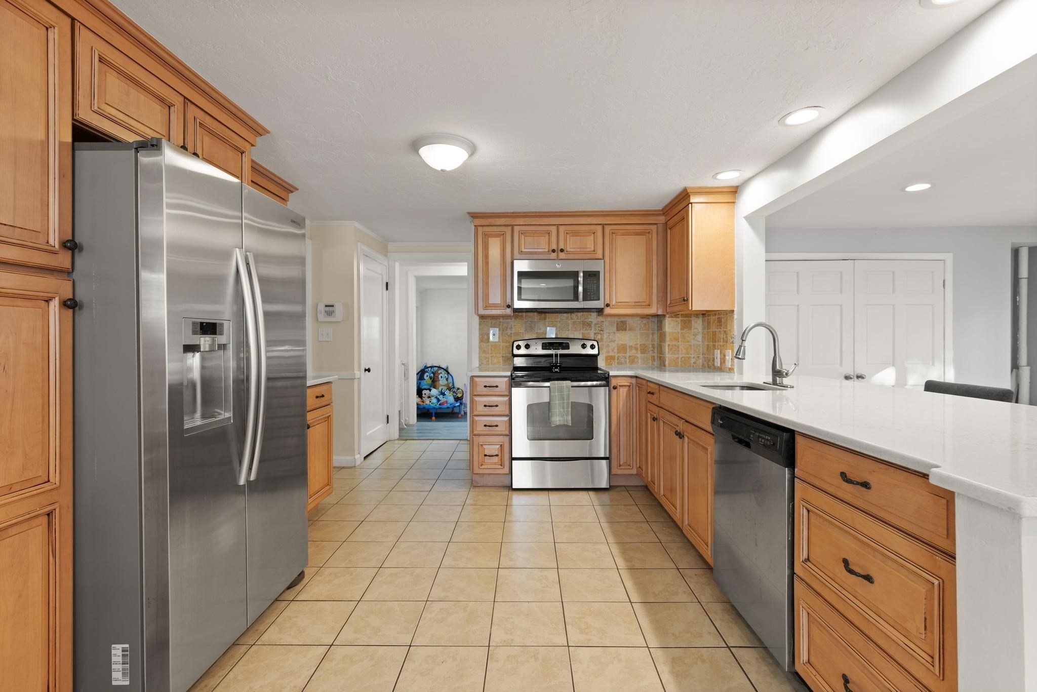 6 Longworth Rd