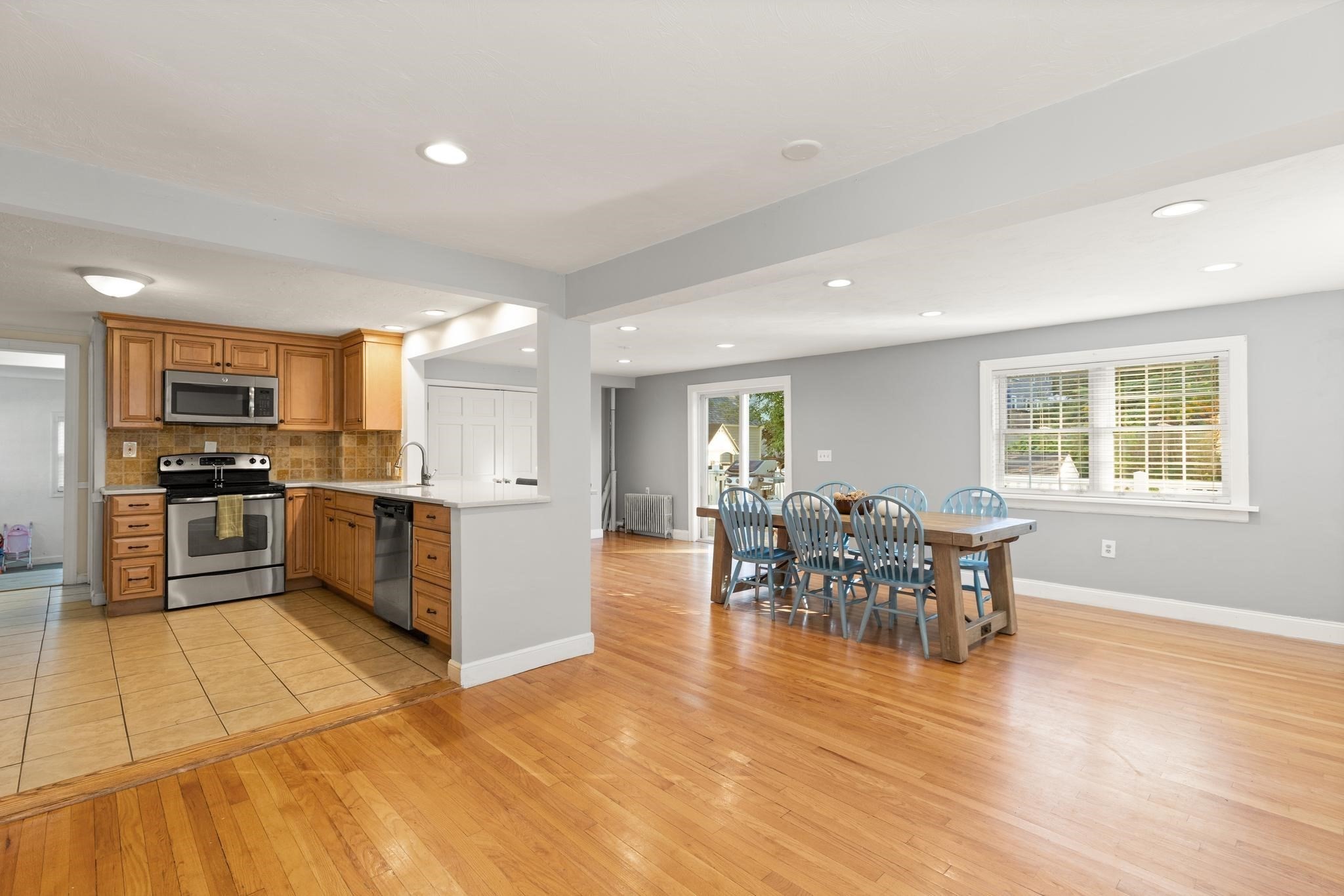 6 Longworth Rd