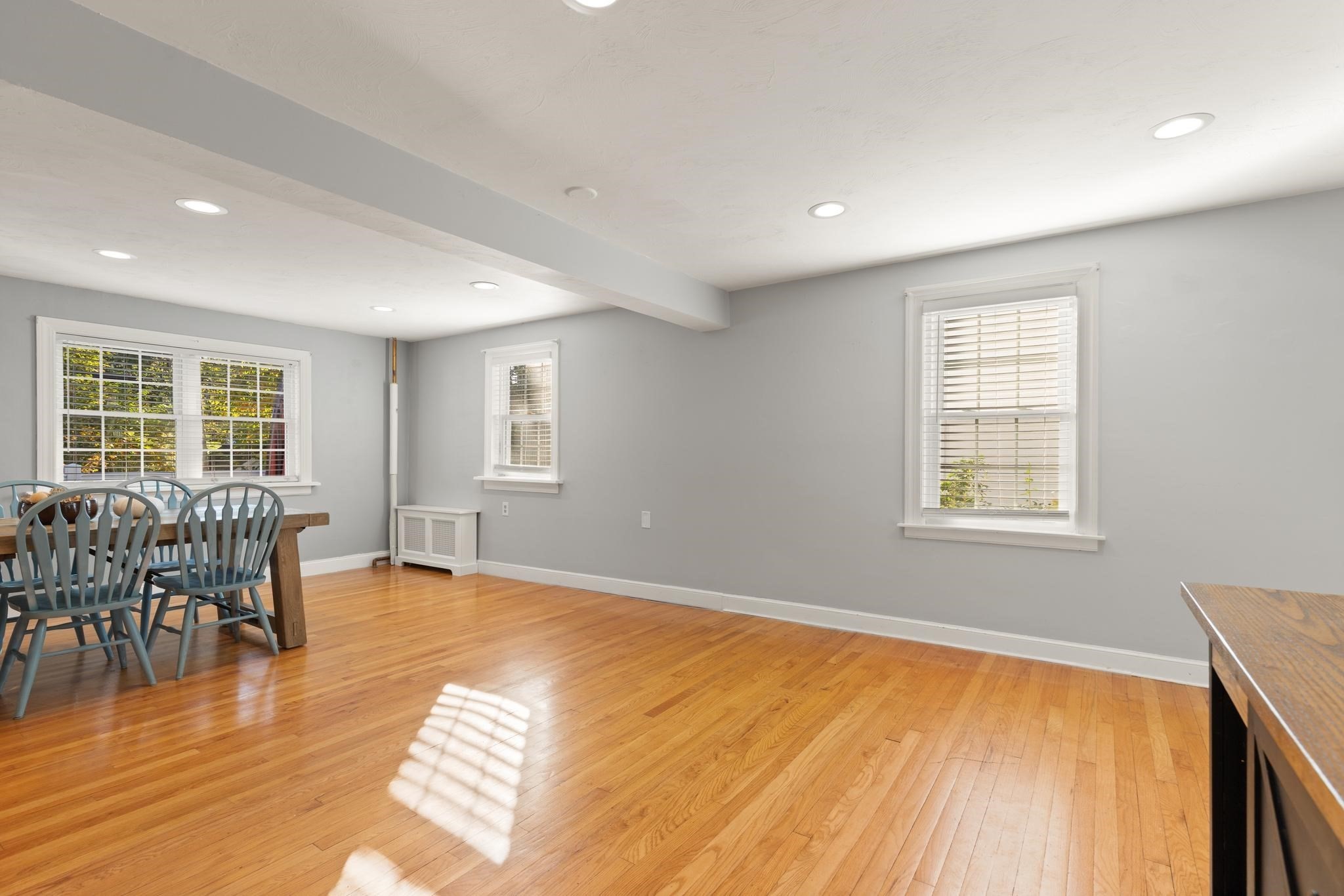 6 Longworth Rd