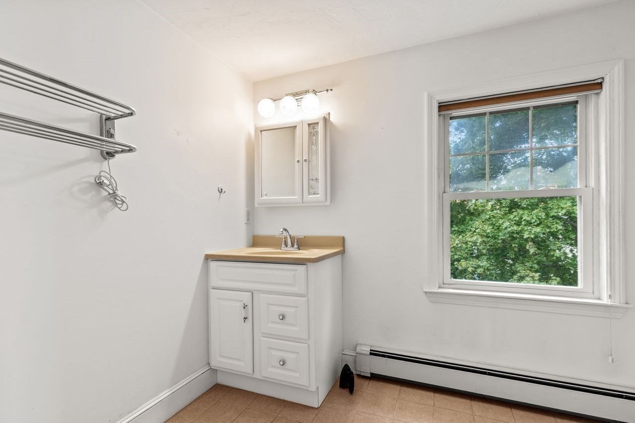 39 Wampatuck Rd
