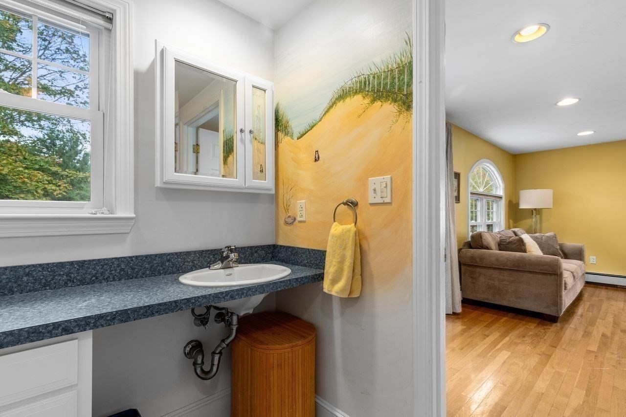 39 Wampatuck Rd