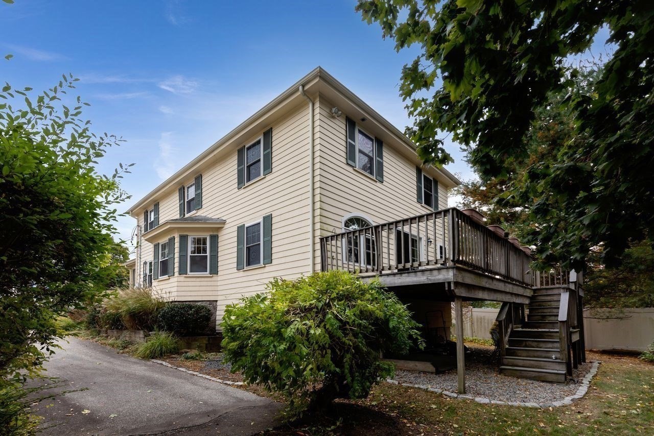 39 Wampatuck Rd