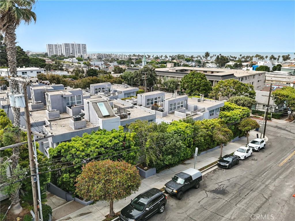 2203 3rd Street 1