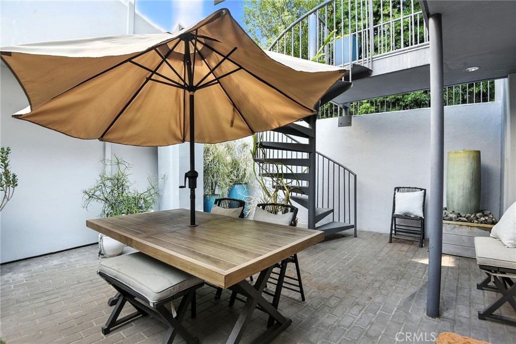 2203 3rd Street 1