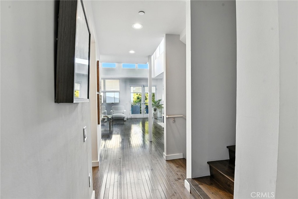 2203 3rd Street 1
