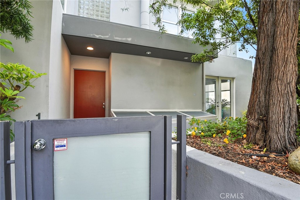 2203 3rd Street 1