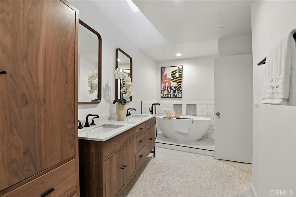 2203 3rd Street 1