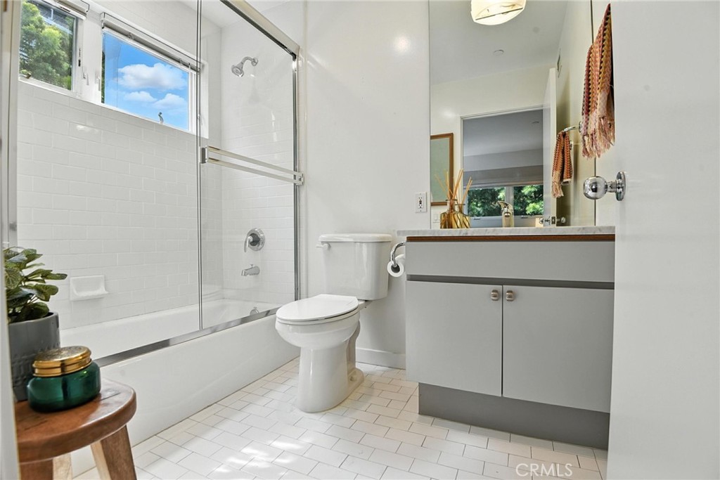 2203 3rd Street 1