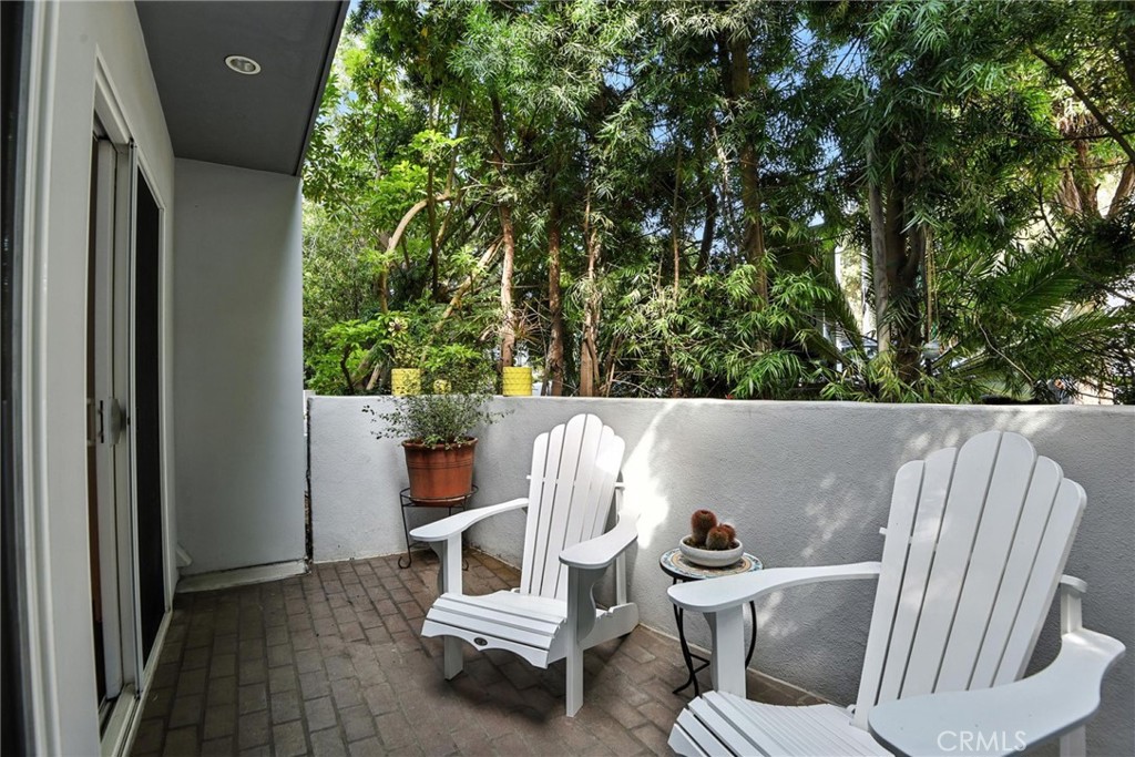2203 3rd Street 1