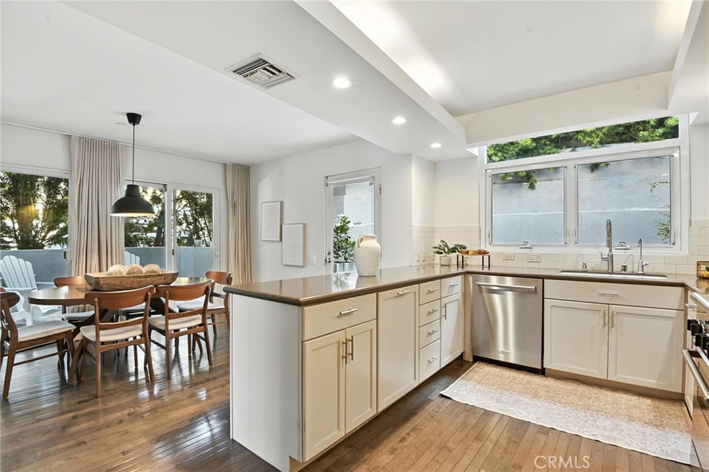 2203 3rd Street 1