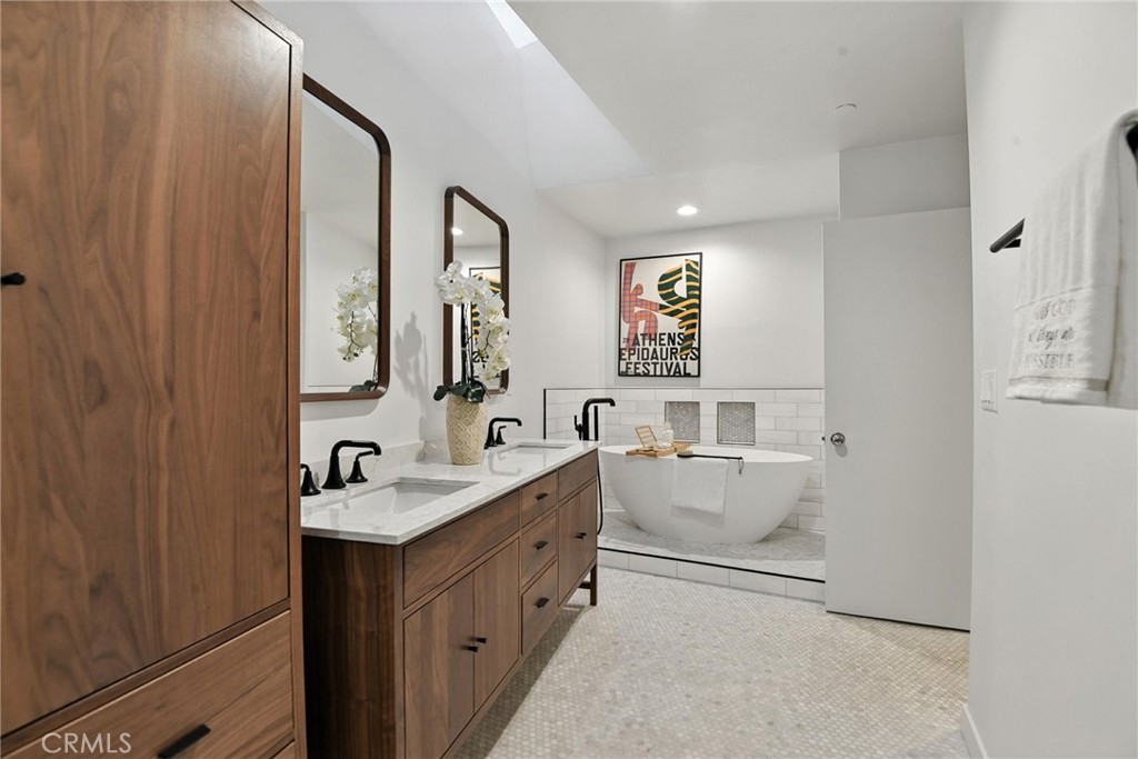 2203 3rd Street 1