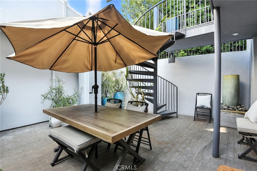 2203 3rd Street 1