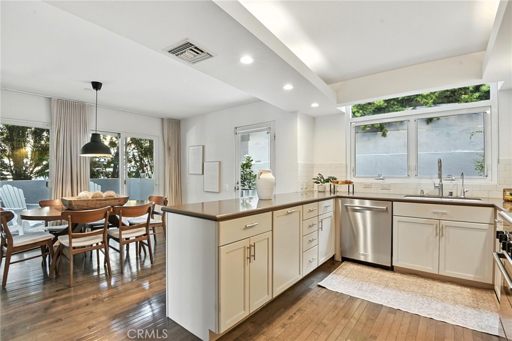 2203 3rd Street 1