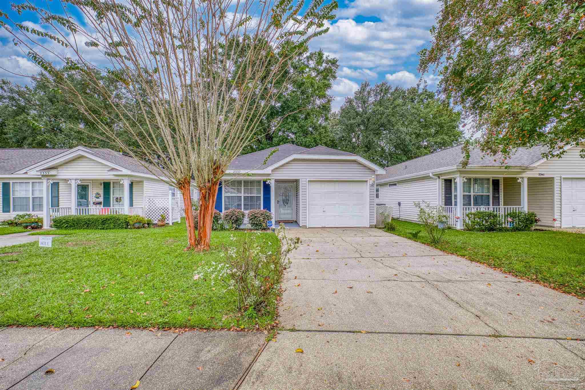2337 Trailwood Dr