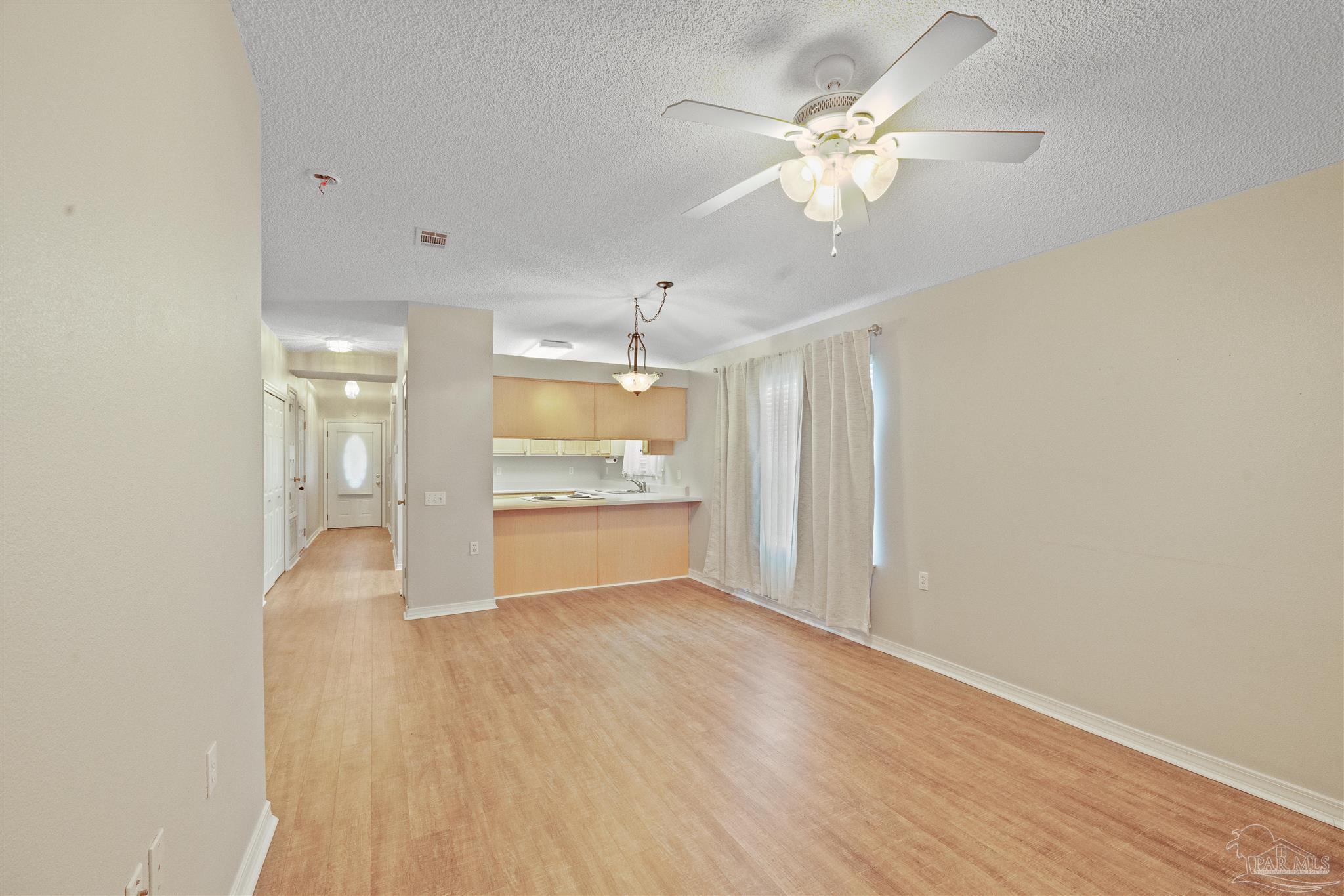 2337 Trailwood Dr