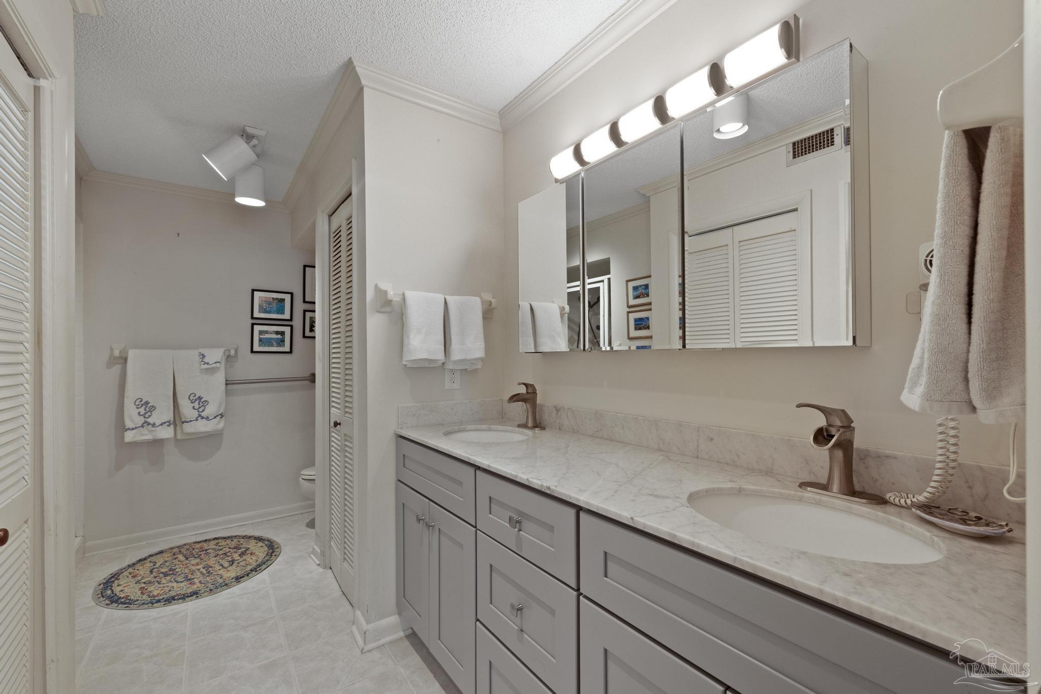 405 Port Royal Way # 405