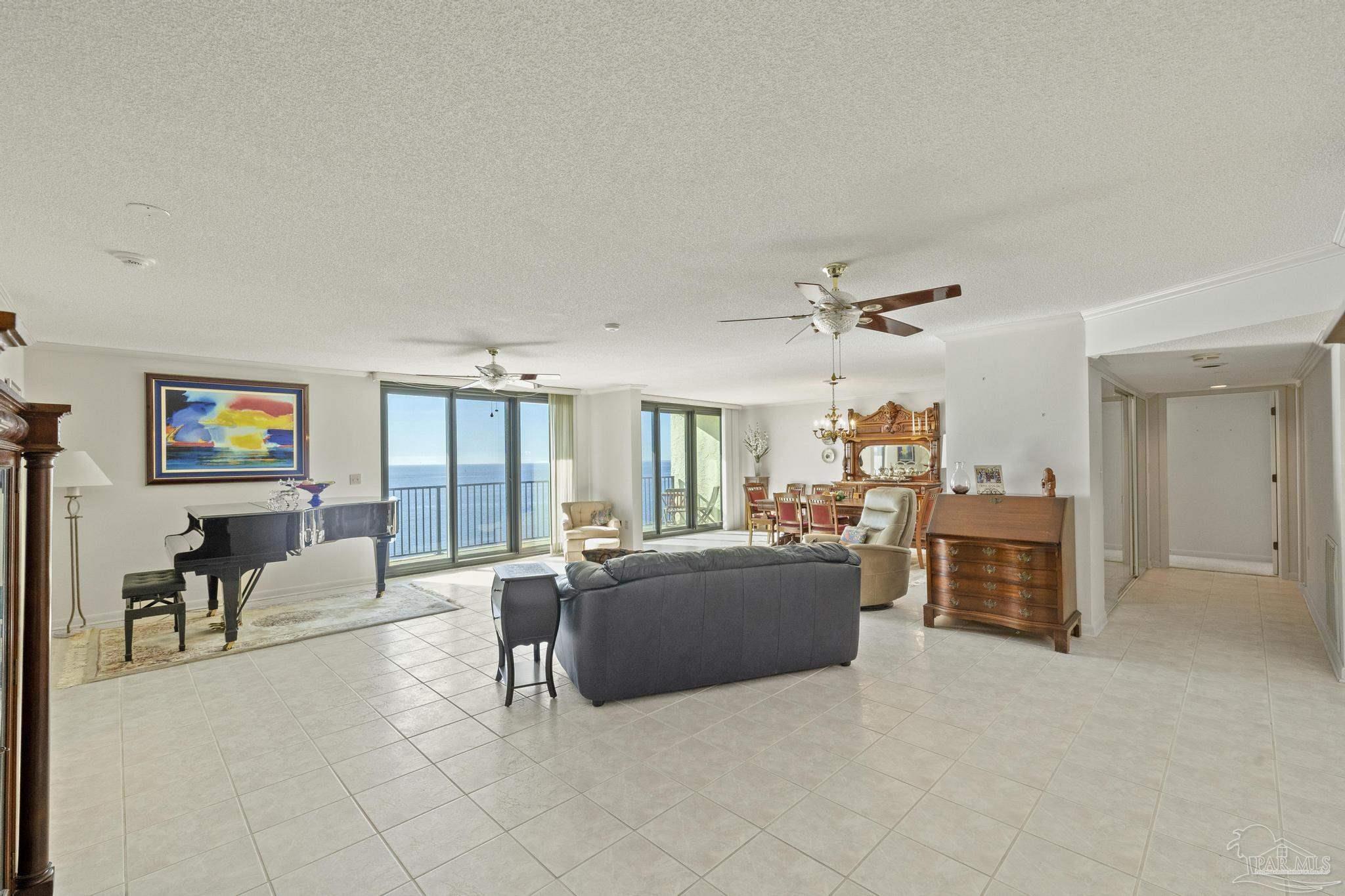 405 Port Royal Way # 405