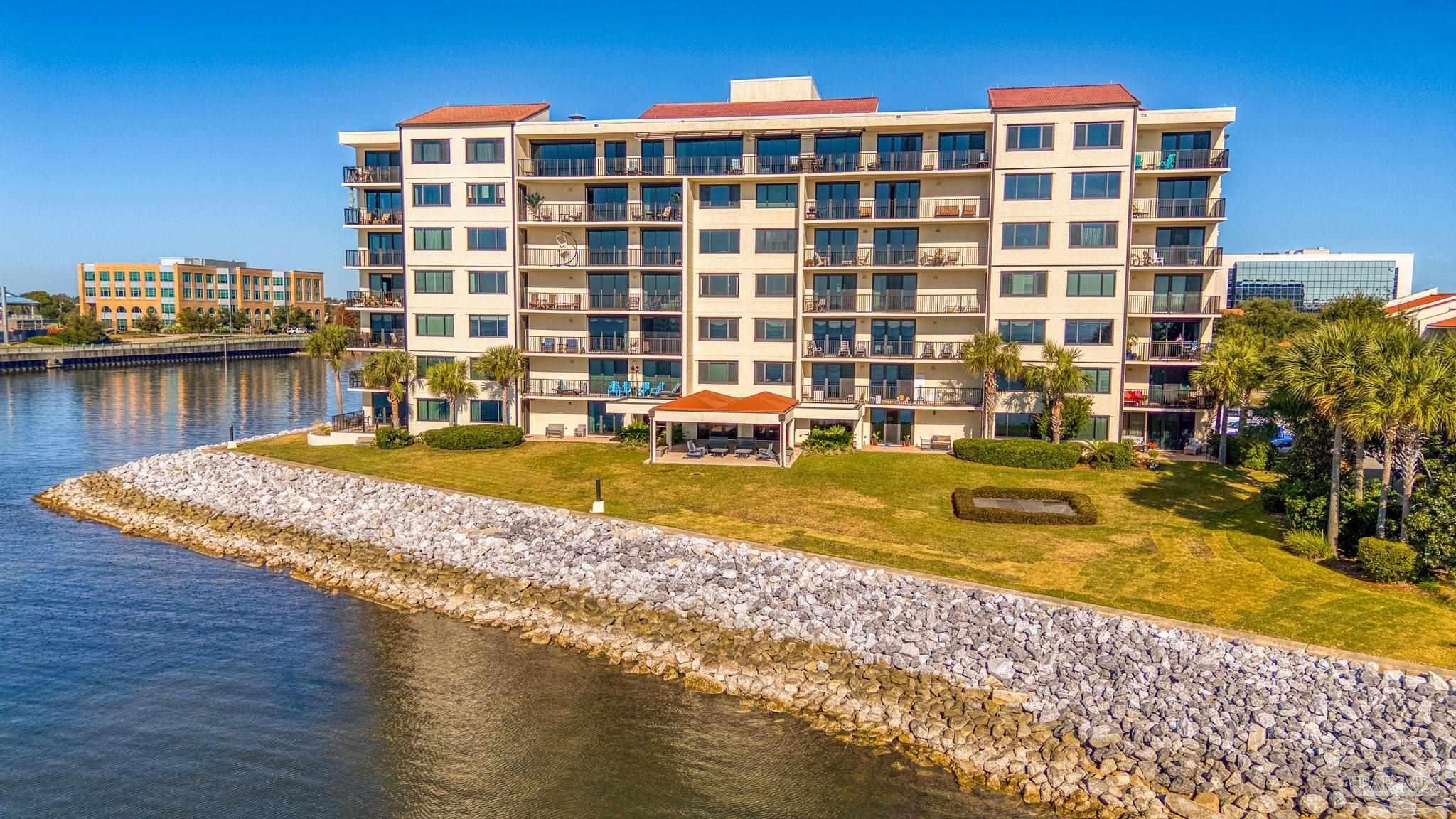 405 Port Royal Way # 405