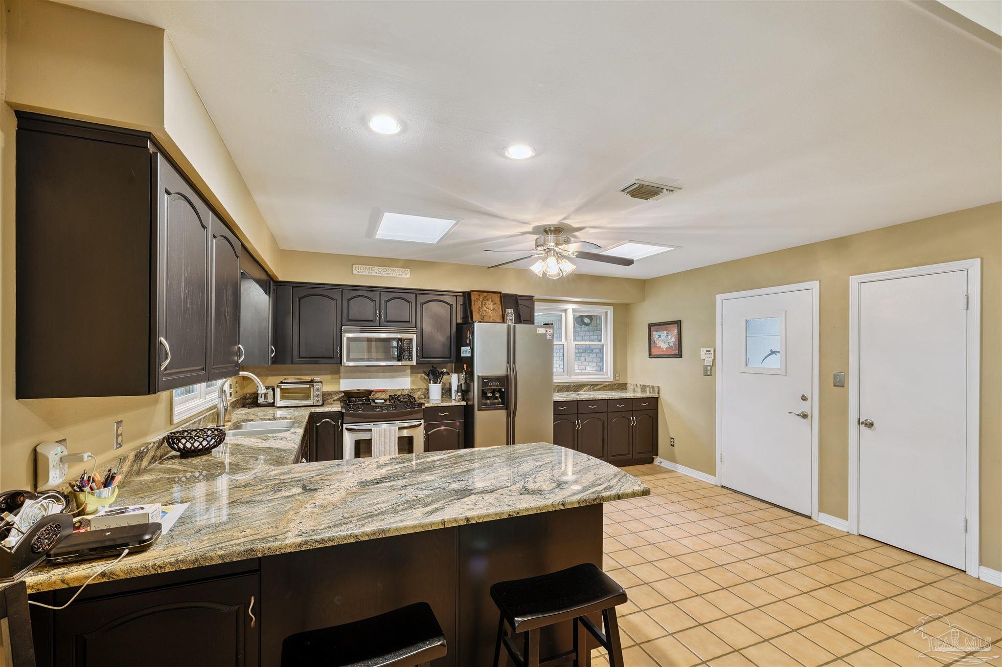 3465 River Gardens Cir