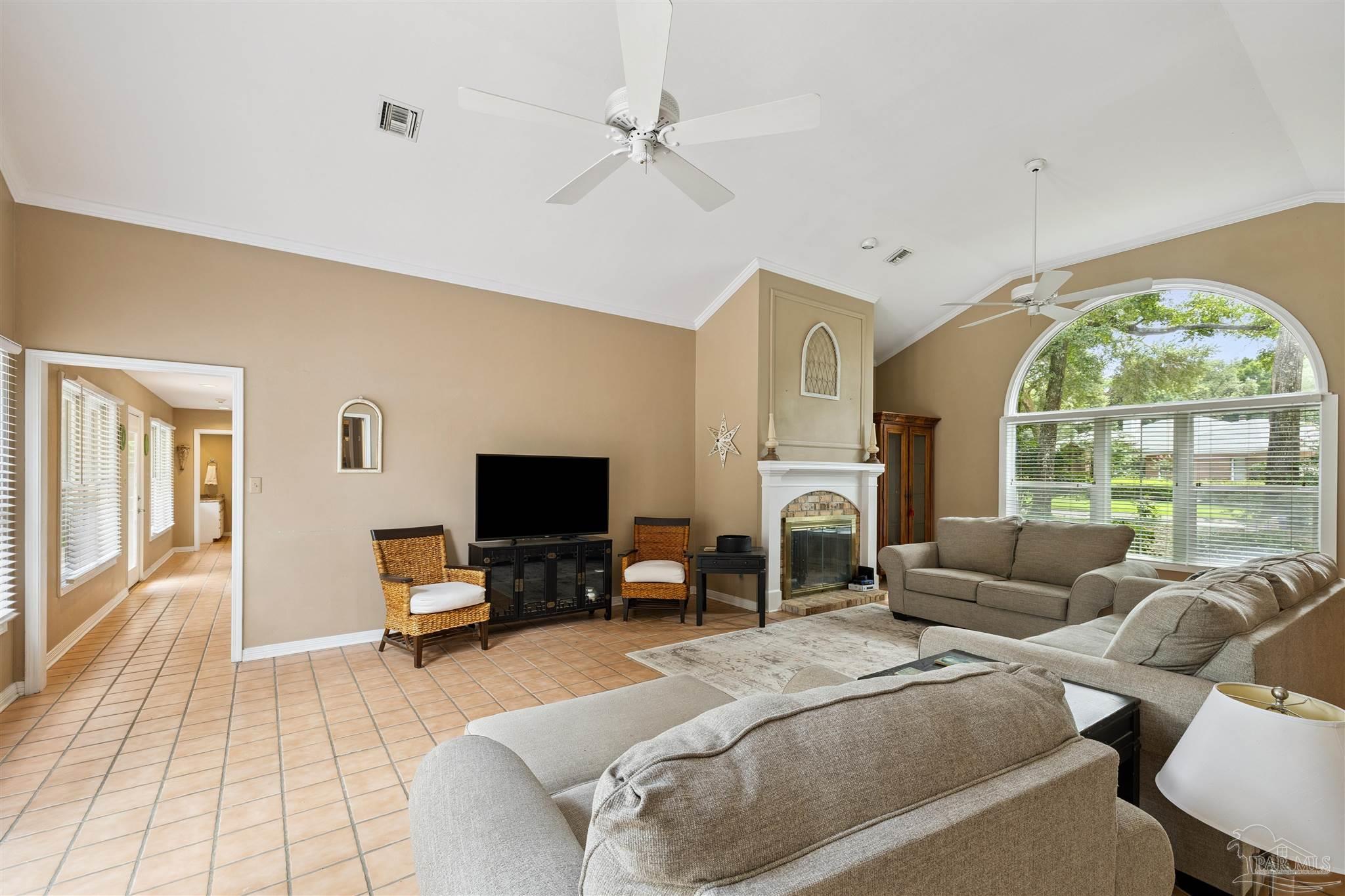 3465 River Gardens Cir