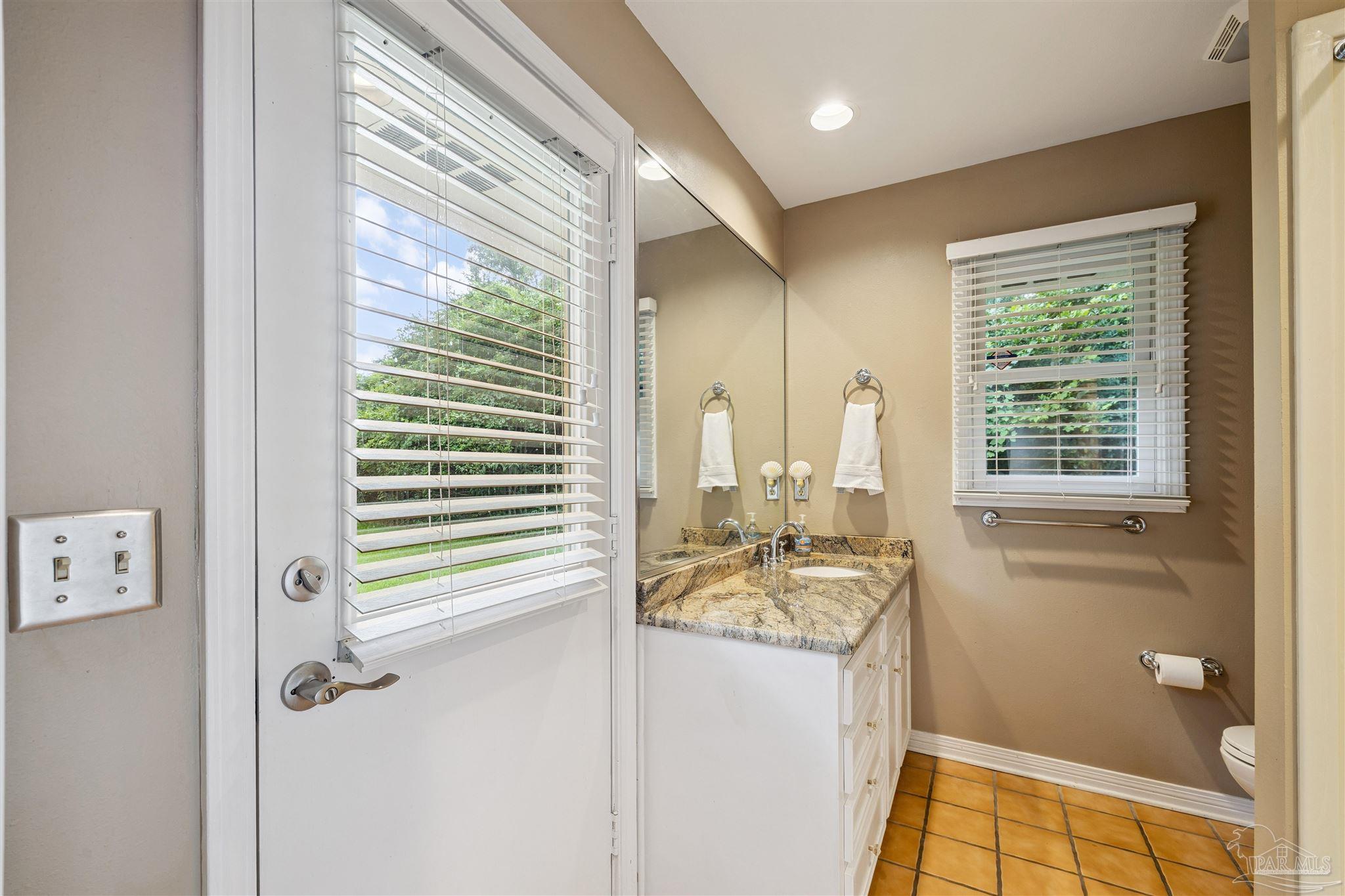 3465 River Gardens Cir