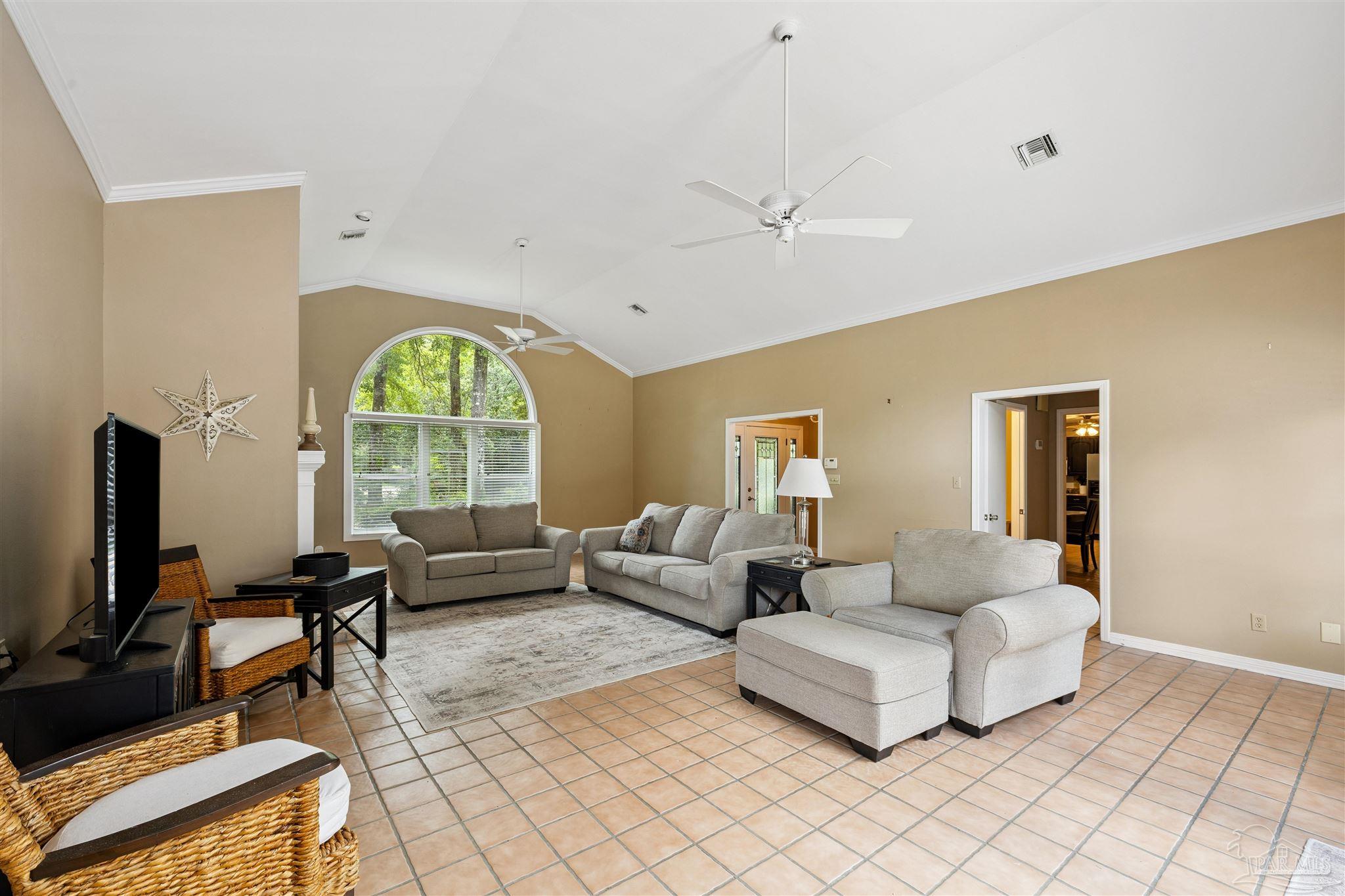 3465 River Gardens Cir
