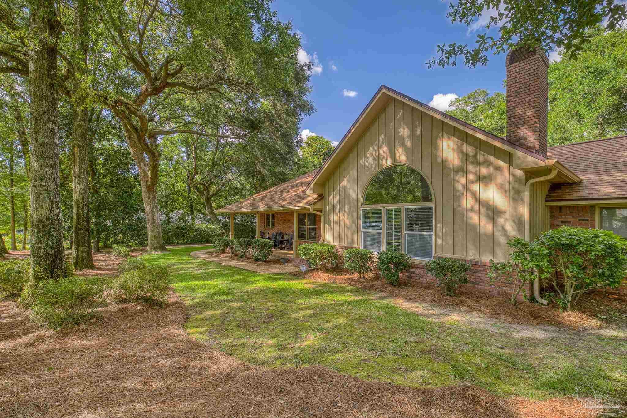 3465 River Gardens Cir