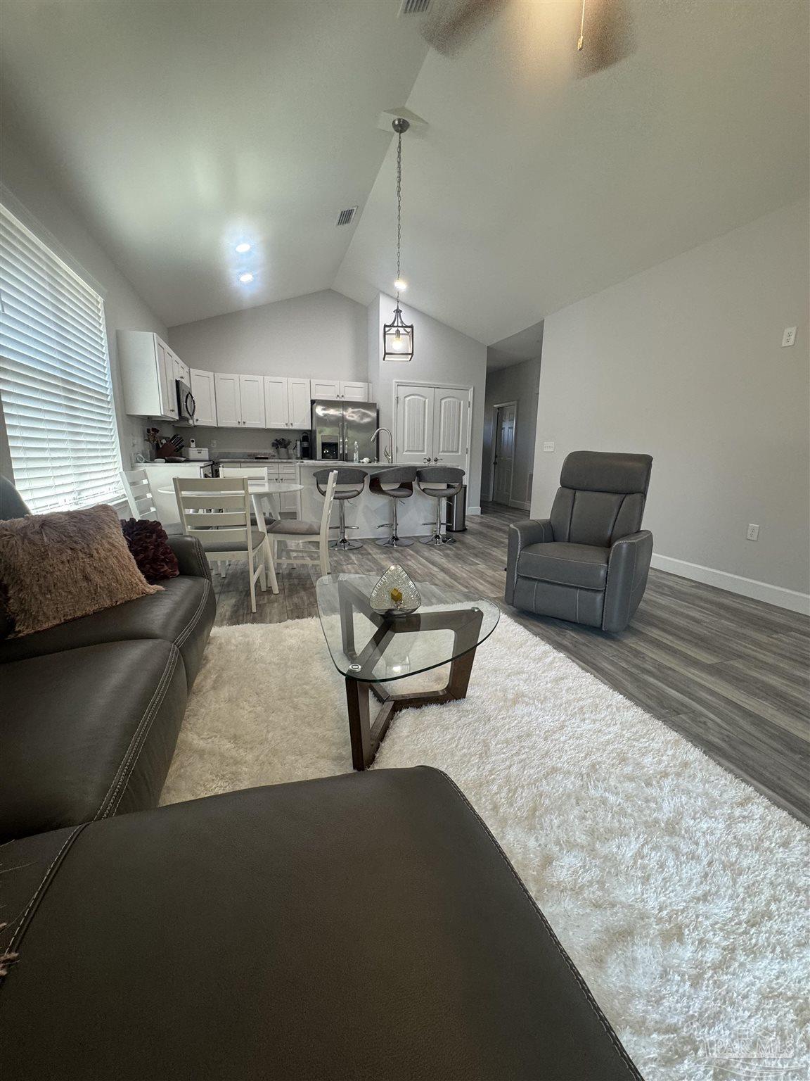 5308 Cambria Dr