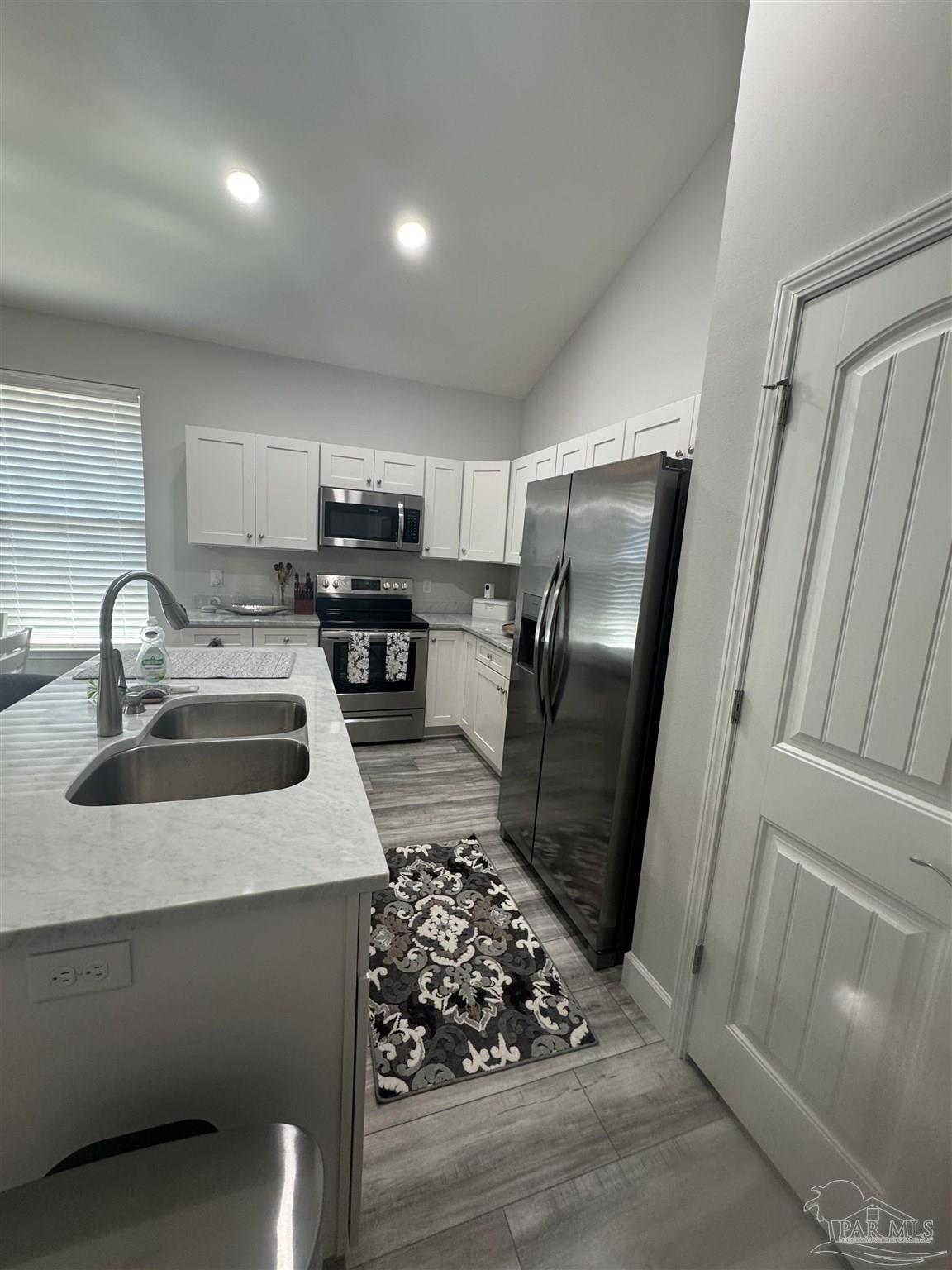 5308 Cambria Dr
