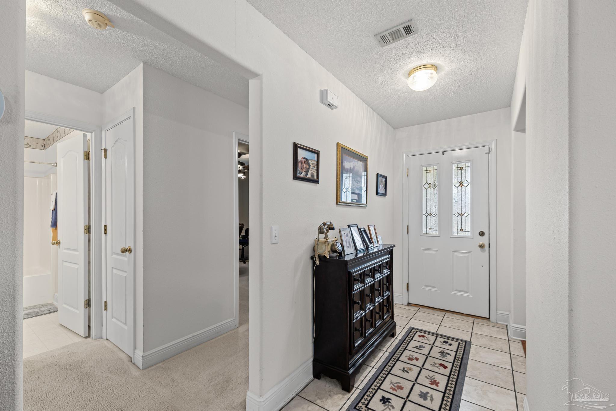 7563 Hayfield Cir