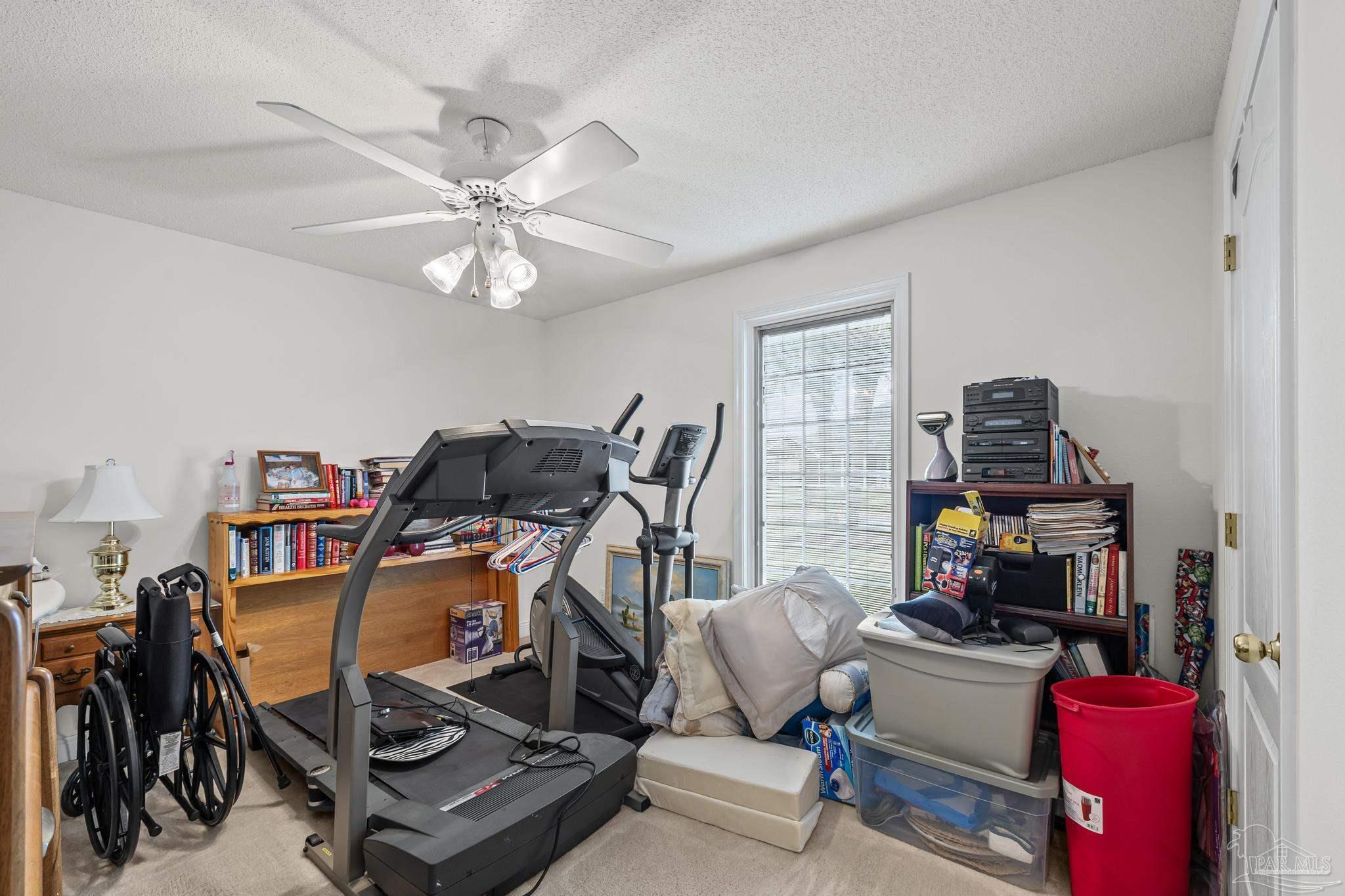 7563 Hayfield Cir
