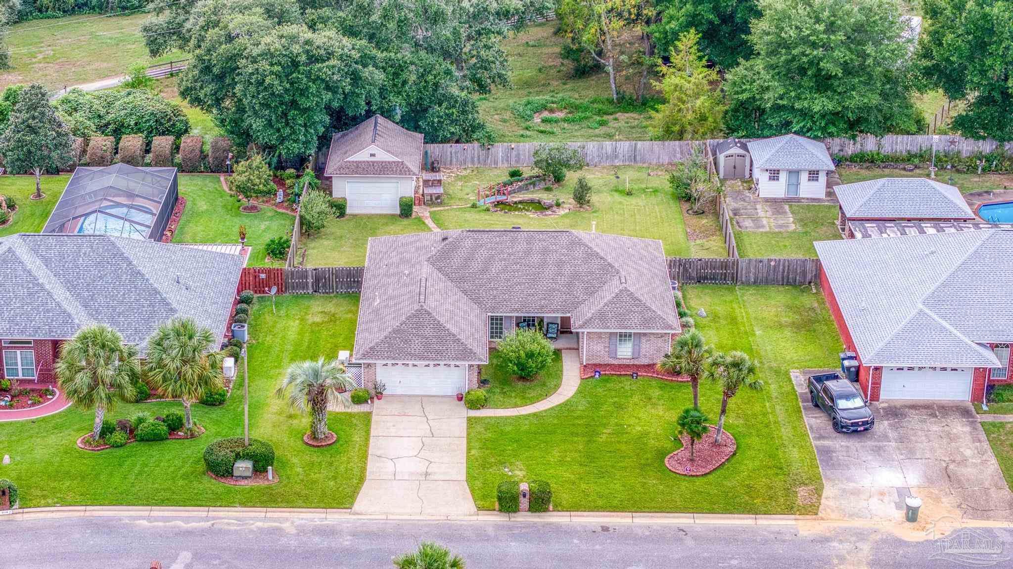 7563 Hayfield Cir