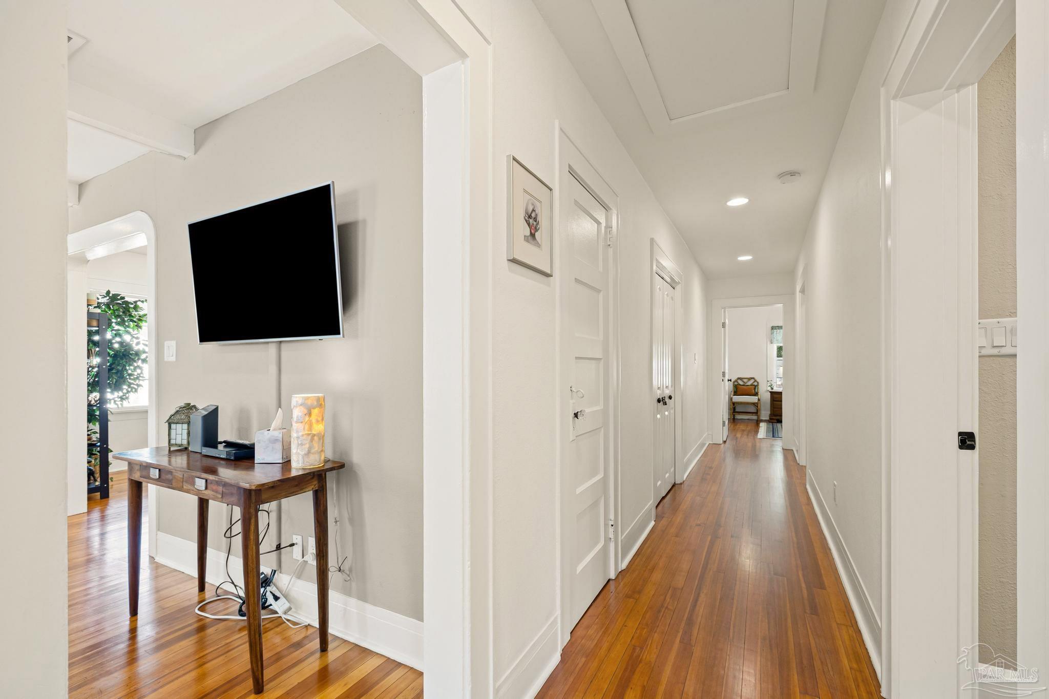 724 N K St, Pensacola