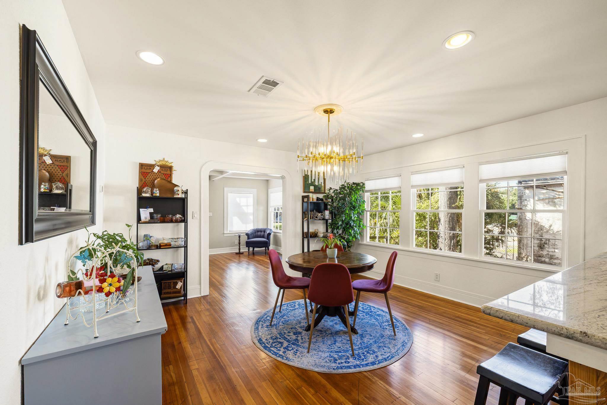 724 N K St, Pensacola