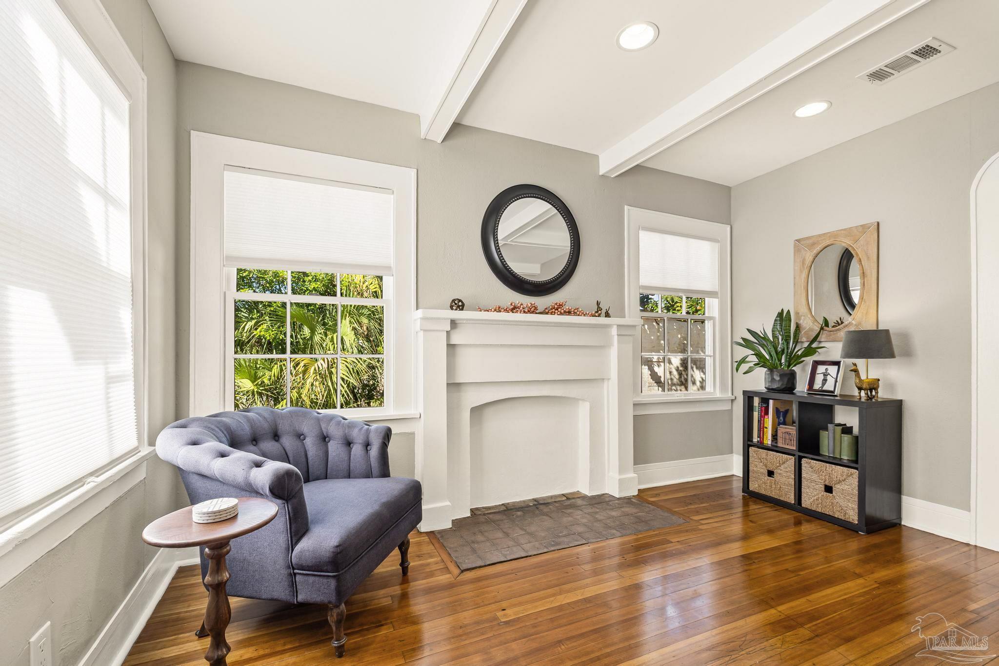 724 N K St, Pensacola