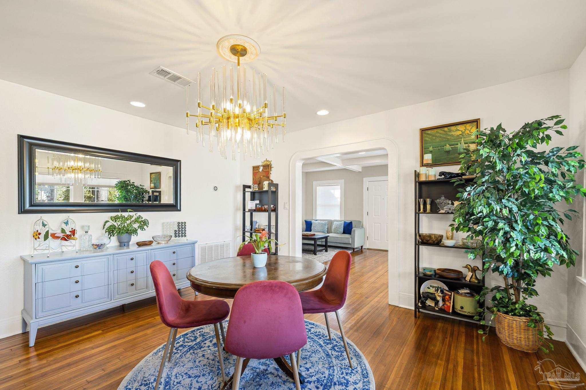 724 N K St, Pensacola