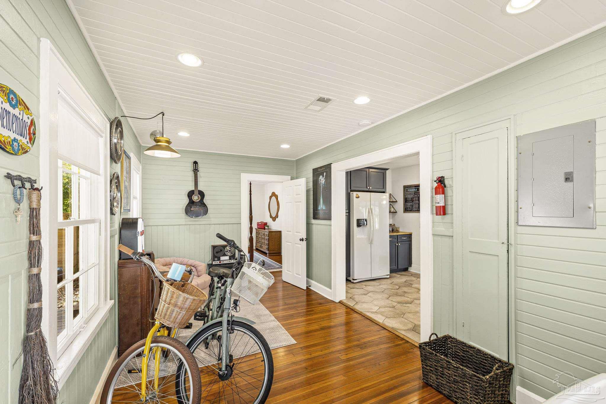 724 N K St, Pensacola