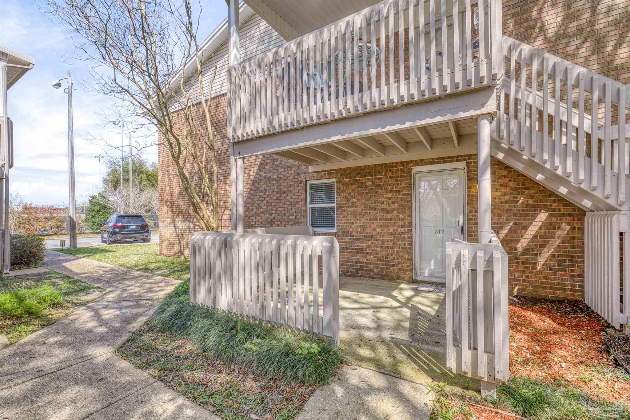 1200 Shoreline Dr # 312