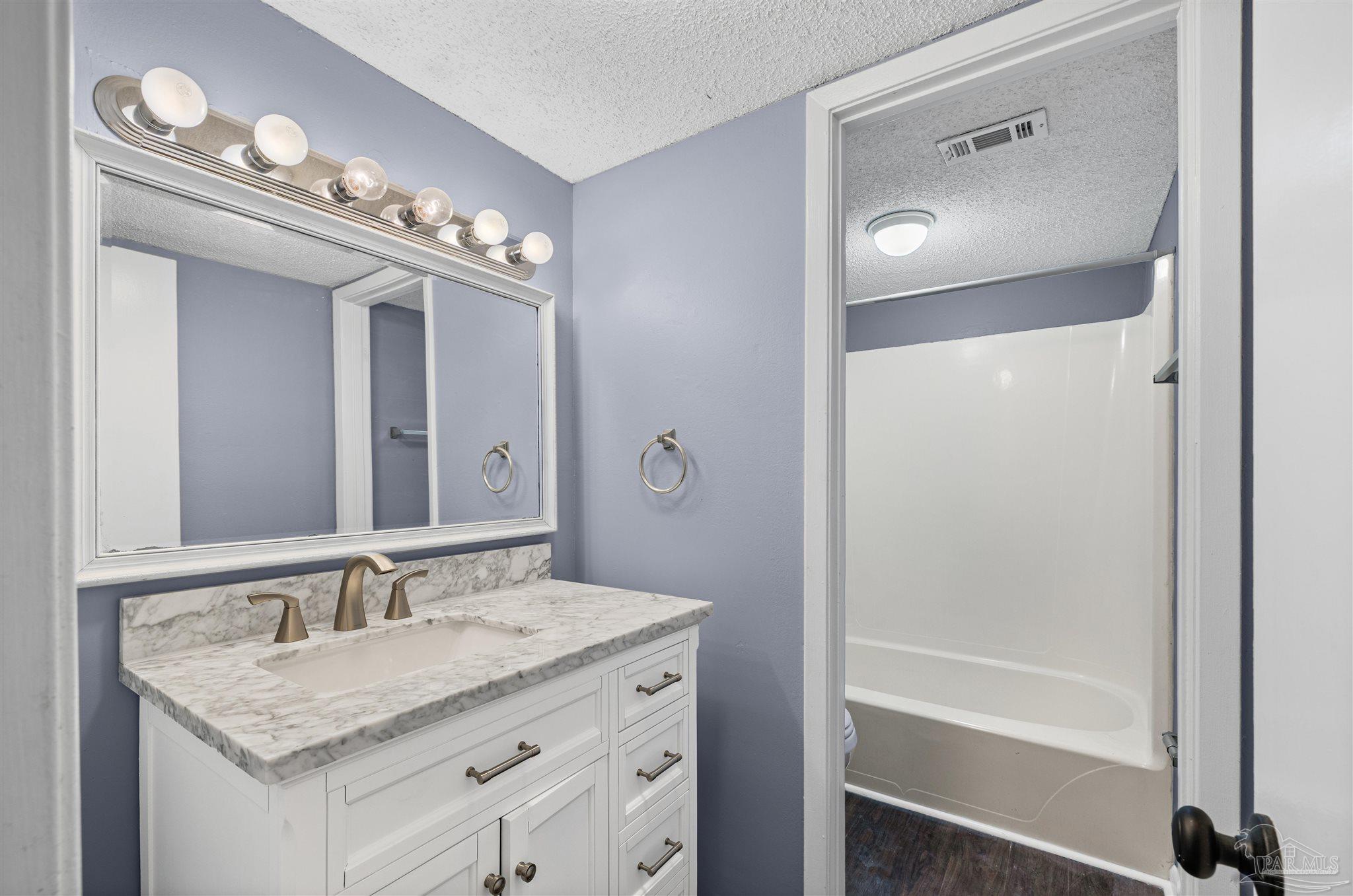 1200 Shoreline Dr # 312